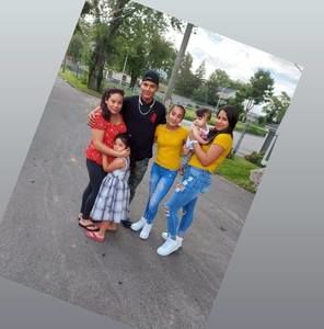 Meet your Posher, Cesar